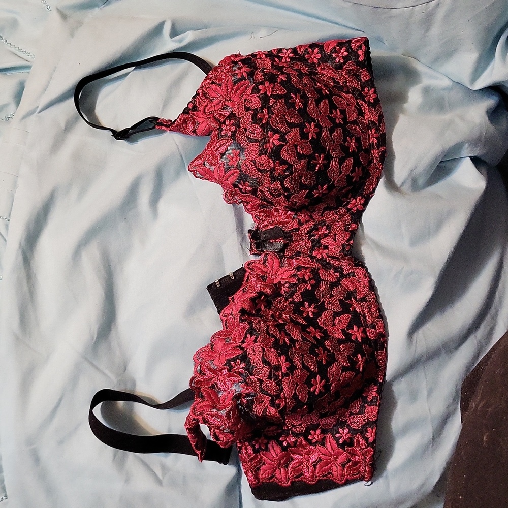 Women's bra